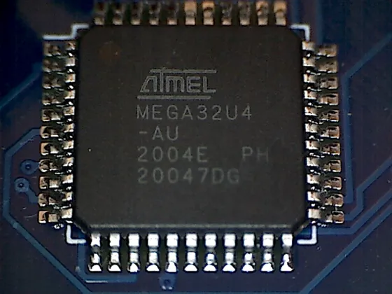 Close-up picture of the microcontroller (taken with USB microscope)